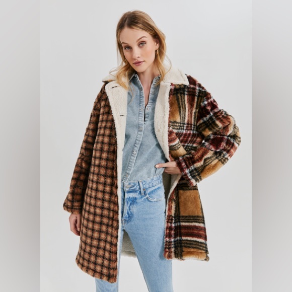 Something Navy Plaid Coat - Picture 4 of 4